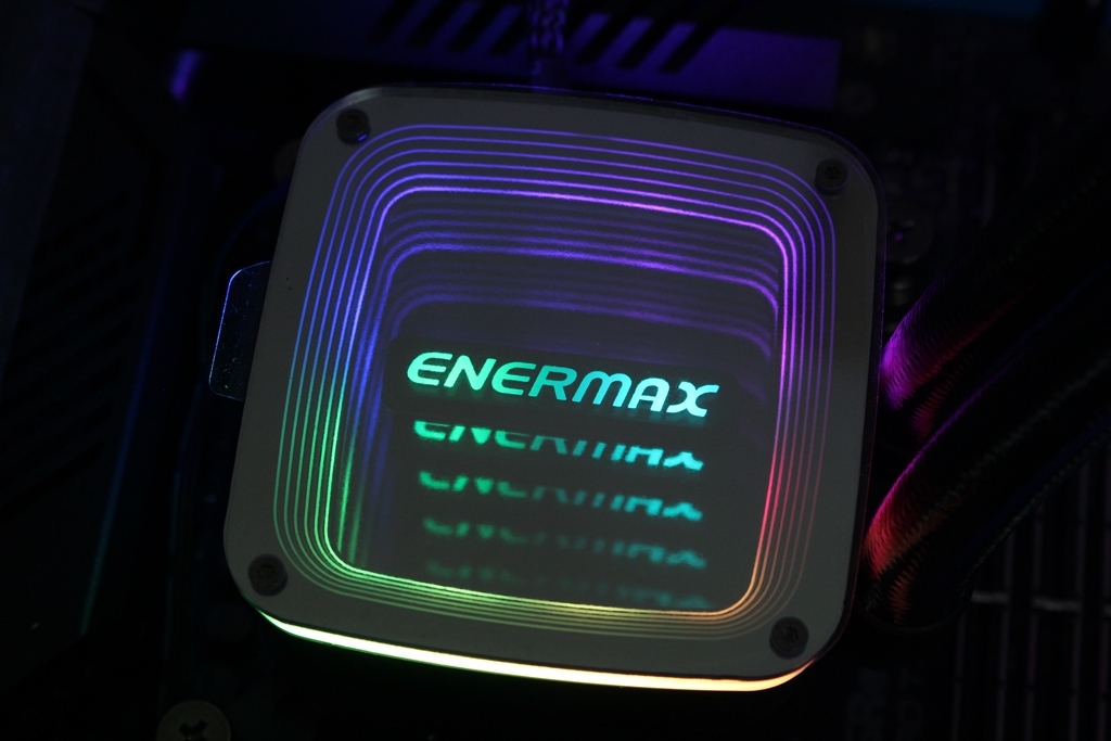 3C匠開箱：AQUAFUSION ADV 360 幻彩晶蝶 特仕版 水冷散熱器