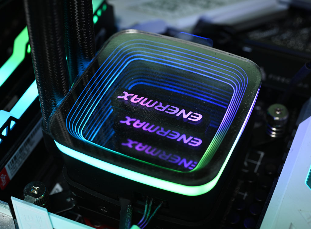 港都狼仔開箱：AQUAFUSION ADV 360 幻彩晶蝶 特仕版 水冷散熱器